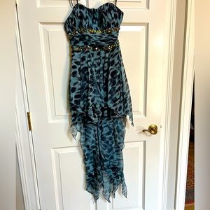 Prom Dress. Blue and Black. short/ long Flowy style  Size 4